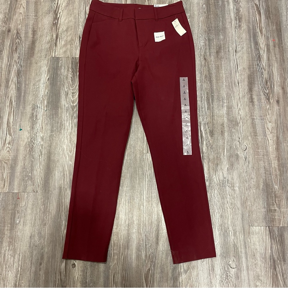 Old Navy High-Waisted Pixie Skinny Ankle Pants Women 6 red NWT
